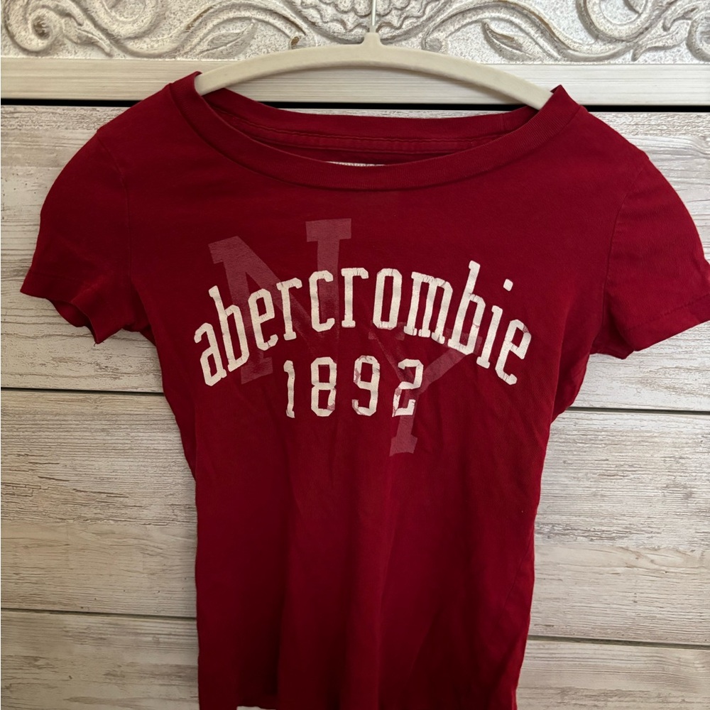 Abercrombie & Fitch Red Tee
